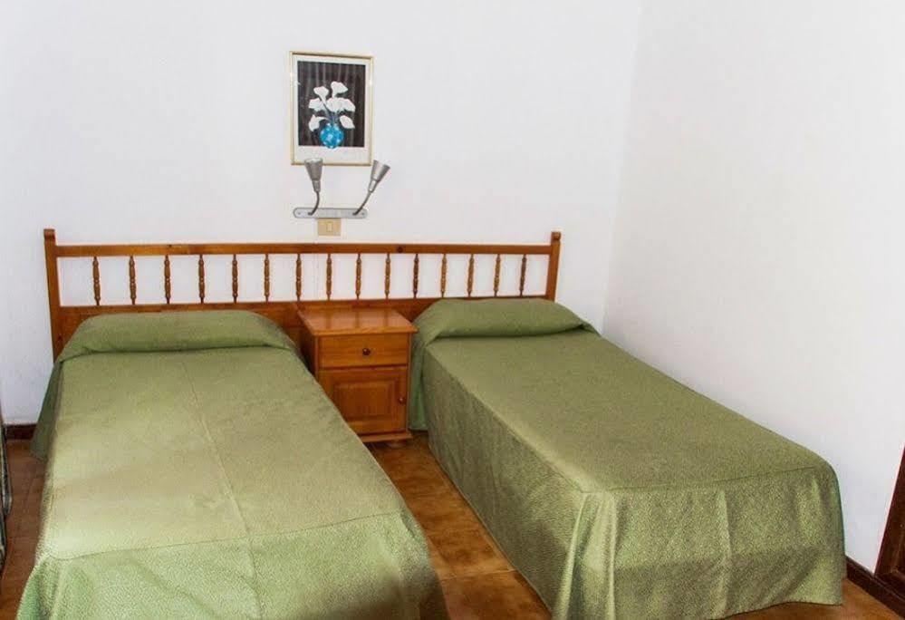Apartamentos Las Acacias Puerto del Carmen  Bagian luar foto